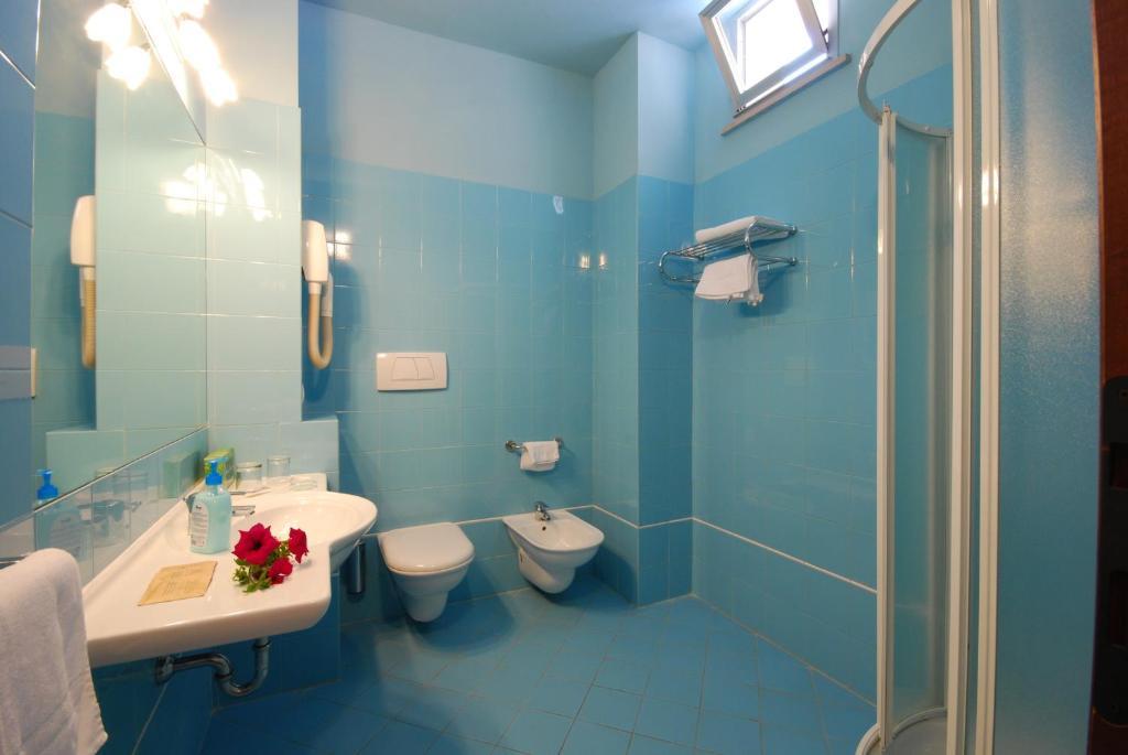 Hotel Costa Verde Tortoreto Bilik gambar