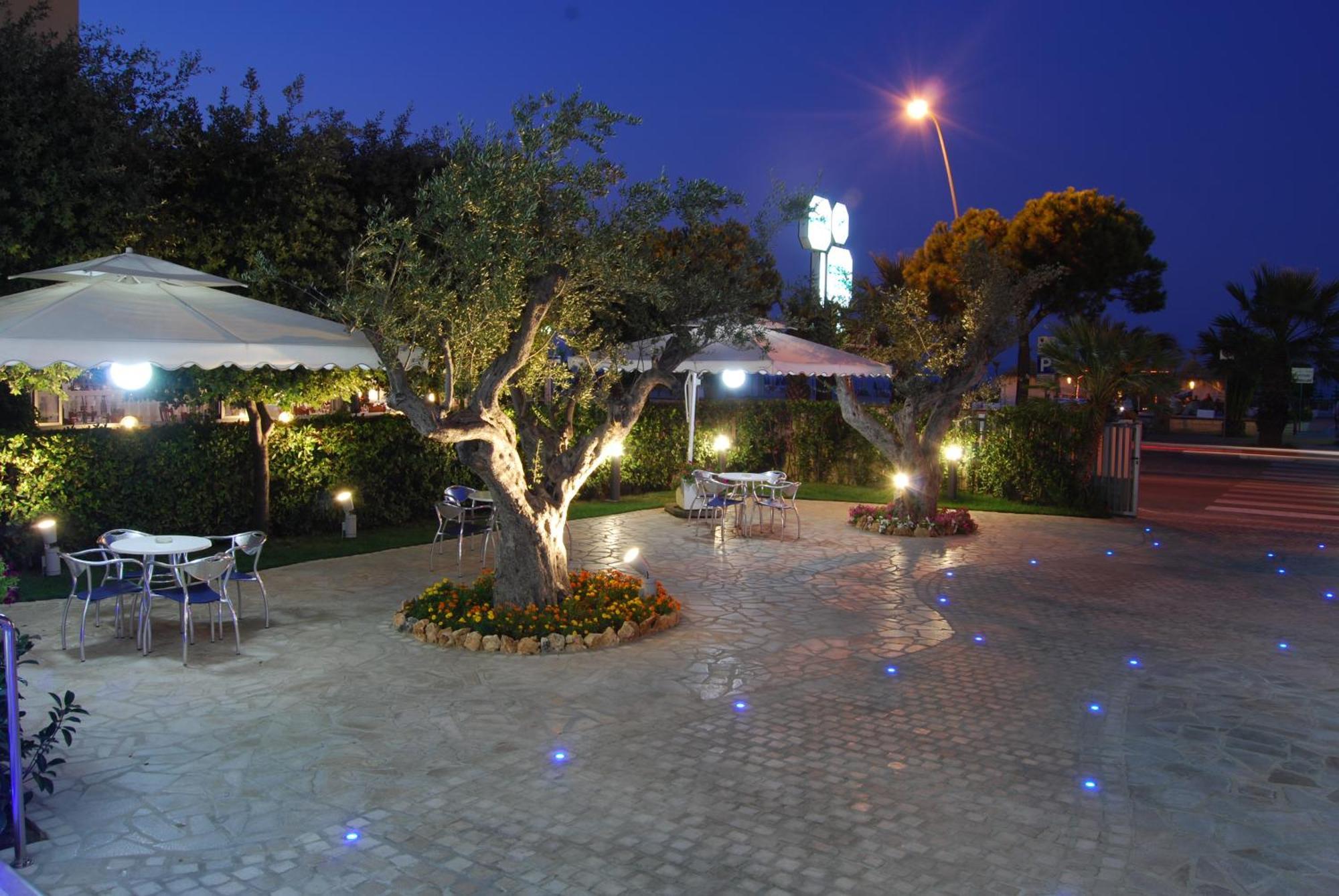 Hotel Costa Verde Tortoreto Luaran gambar